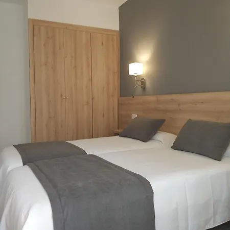 Hotel Abelay 2*