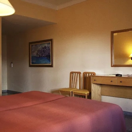 Hotel Abelay 2*