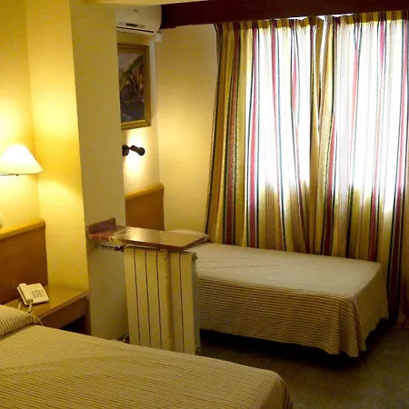 Hotel Abelay 2*